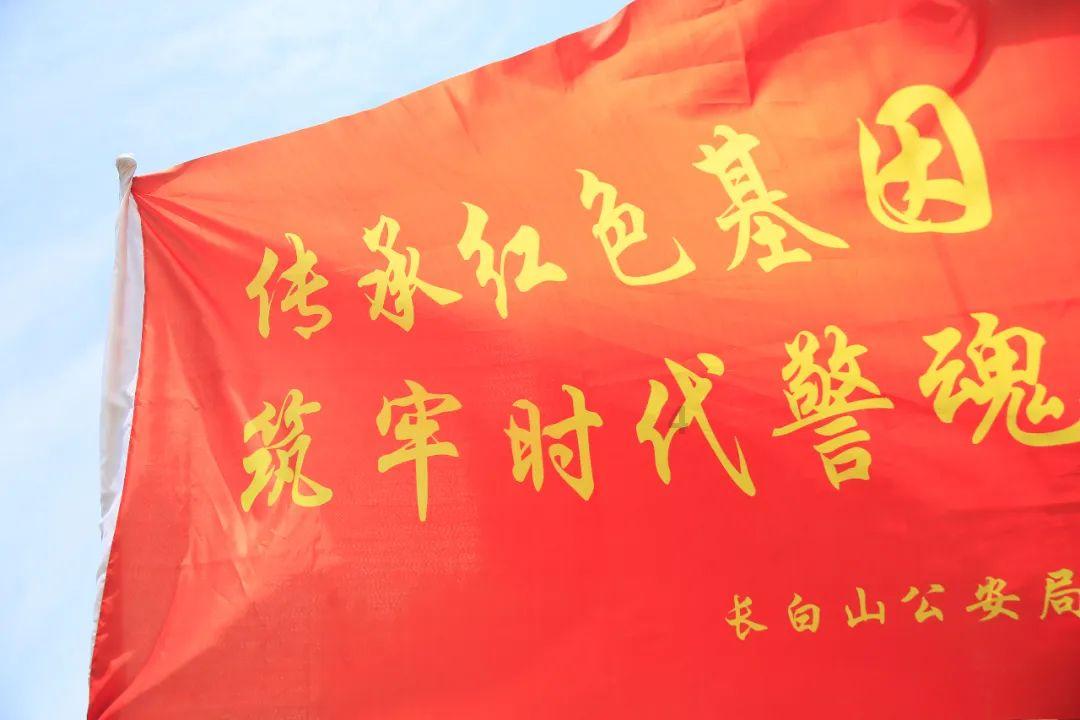 春节氛围感拉满！这些龙年限定版美容新品听说都要卖断货了？